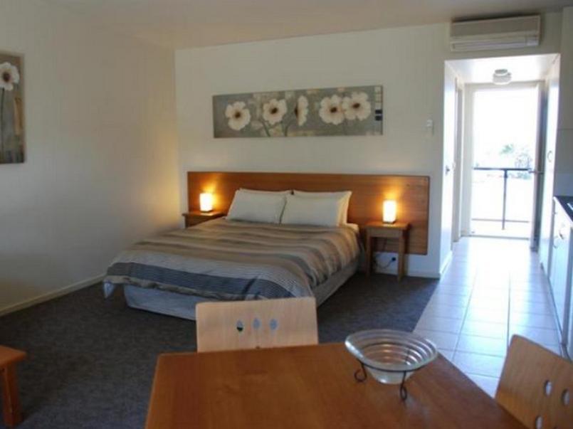 Metung Waters Motel And Apartments Ngoại thất bức ảnh