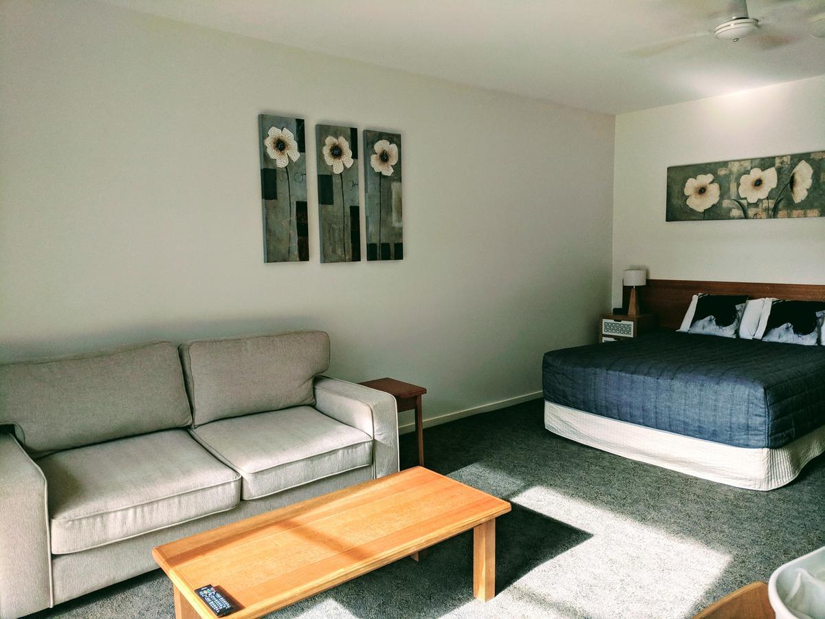 Metung Waters Motel And Apartments Ngoại thất bức ảnh