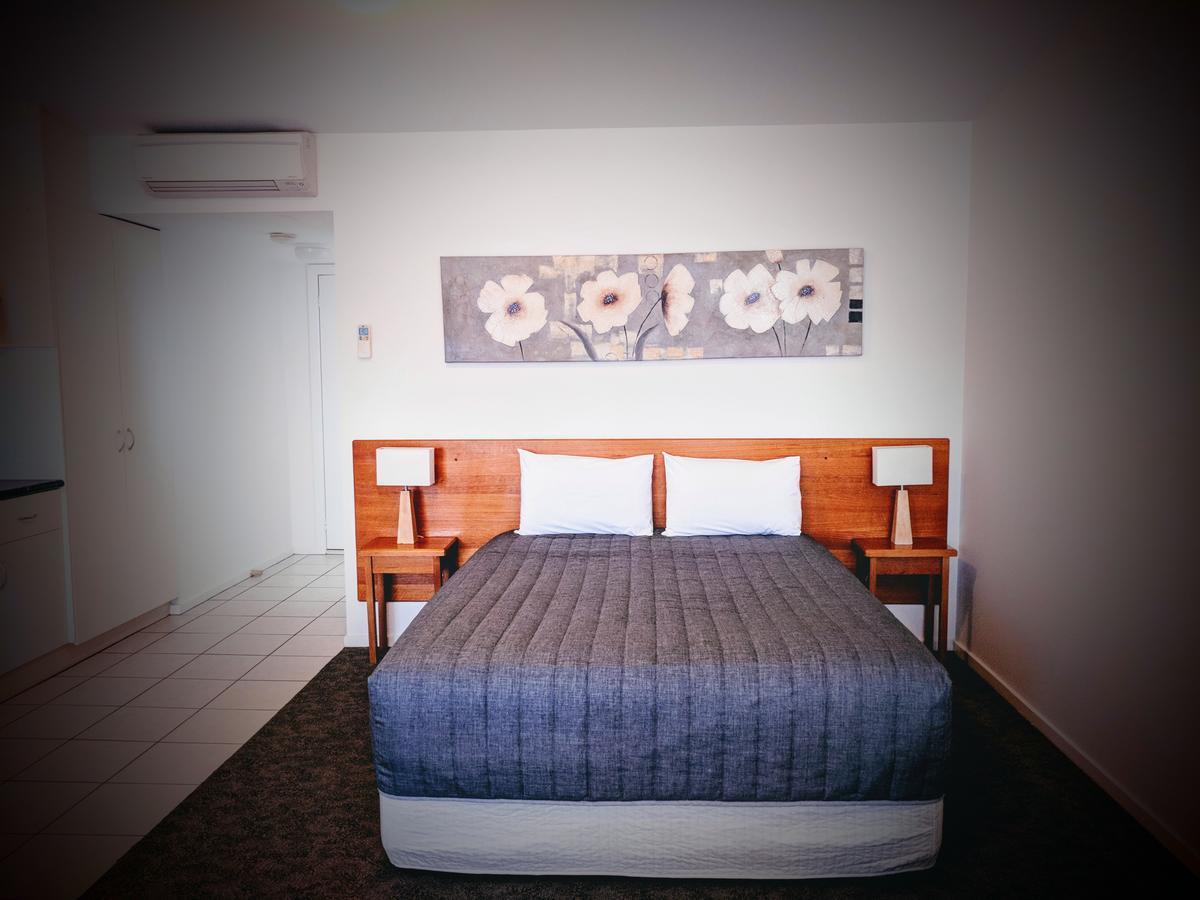 Metung Waters Motel And Apartments Ngoại thất bức ảnh
